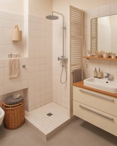 Rénover une petite salle de bain : 10 astuces pour gagner de la place sans sacrifier le confort